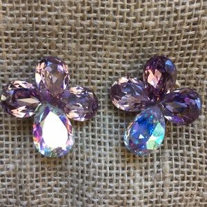 Vintage rhinestone clip on earrings